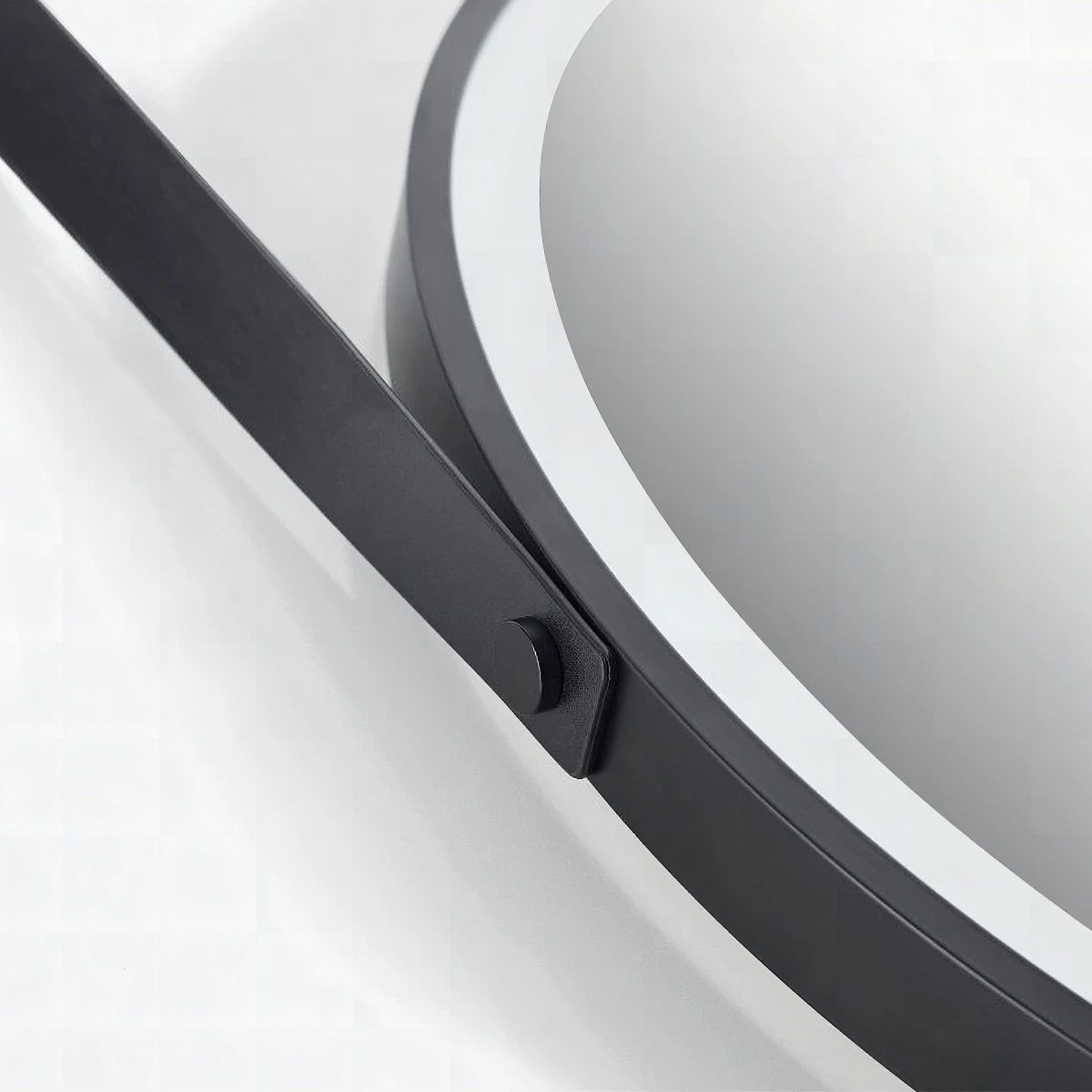 Parador Hanging Round Heated Anti-Fog LED Bathroom Mirror 60cm